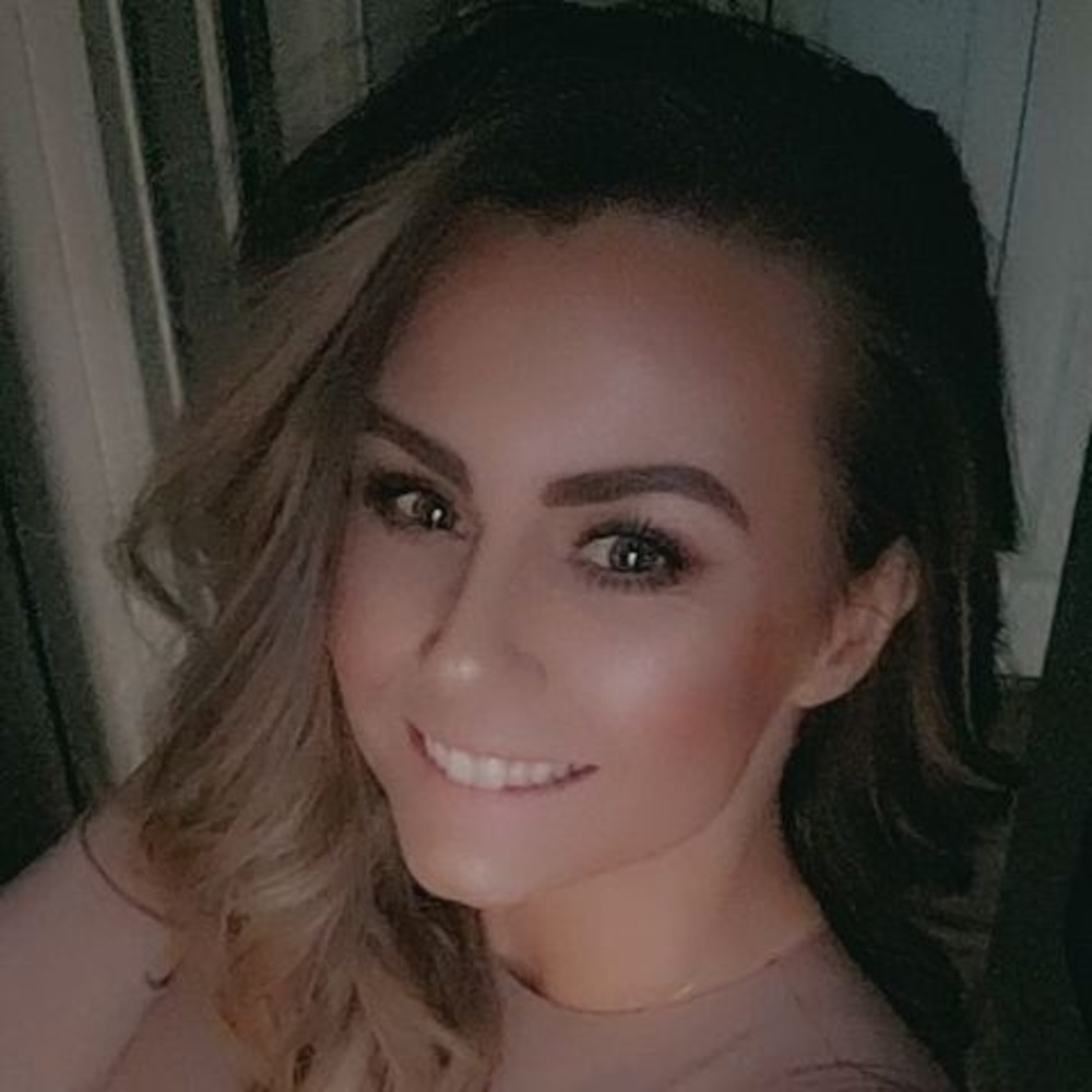 Meet your Posher, Cassie
